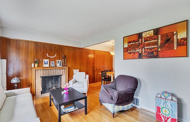 2348 Oliver Crescent Arbutus