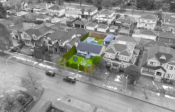 2348 Oliver Crescent Arbutus
