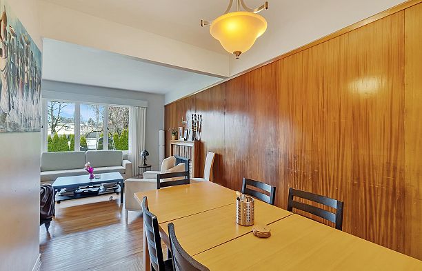 2348 Oliver Crescent Arbutus