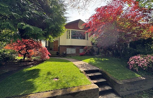4378 W 11TH AVENUE, Vancouver BC V6R 2M1 Point Grey