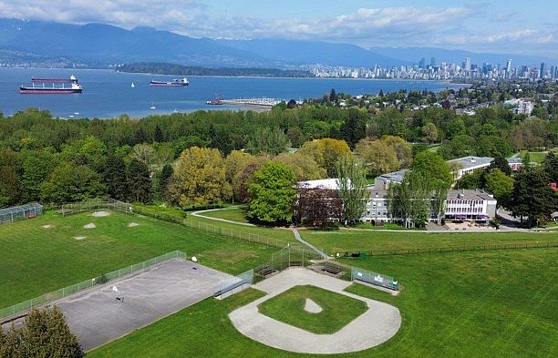 4378 W 11TH AVENUE, Vancouver BC V6R 2M1 Point Grey