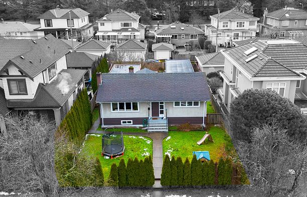2348 Oliver Crescent Arbutus
