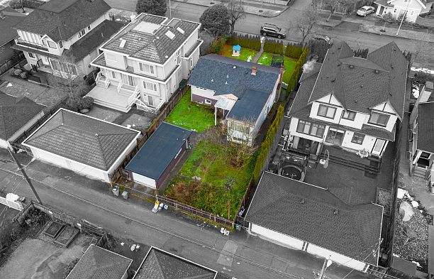 2348 Oliver Crescent Arbutus