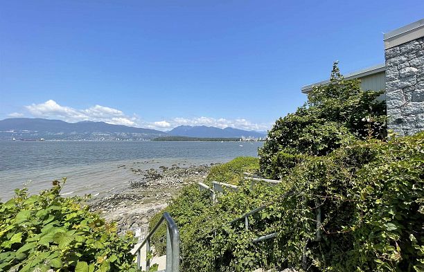2576 Point Grey Road Kitsilano