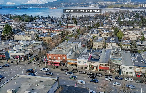 PH 2065 W 4th Avenue Kitsilano