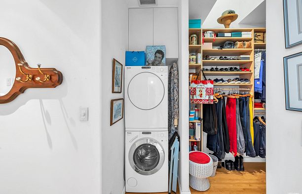 PH 2065 W 4th Avenue Kitsilano