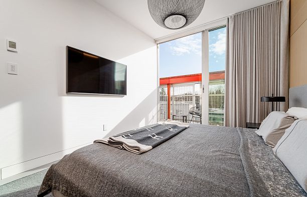 401 4387 W 10TH AVENUE, Vancouver BC V6R 2H6 Point Grey