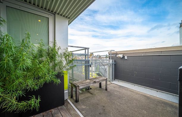 401 4387 W 10TH AVENUE, Vancouver BC V6R 2H6 Point Grey