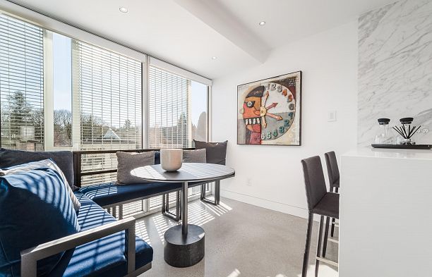 401 4387 W 10TH AVENUE, Vancouver BC V6R 2H6 Point Grey