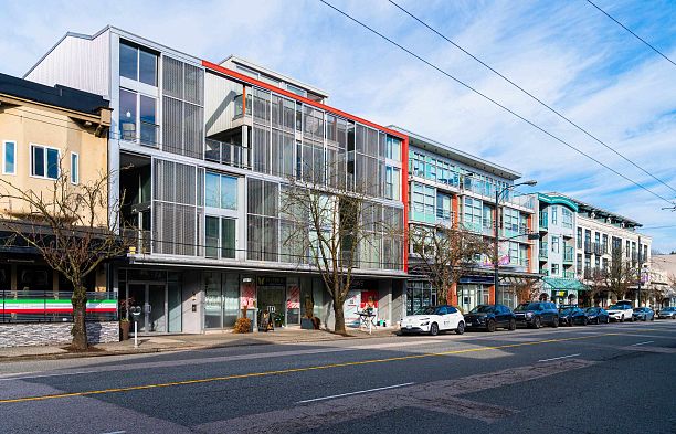 401 4387 W 10TH AVENUE, Vancouver BC V6R 2H6 Point Grey