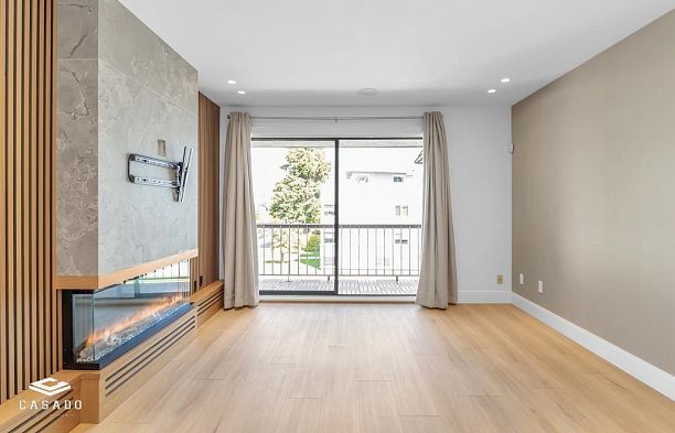 302 2040 CORNWALL AVENUE, Vancouver BC V6J 1E1 Kitsilano