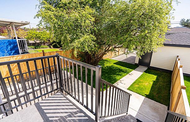 2356 West 16th Avenue Arbutus