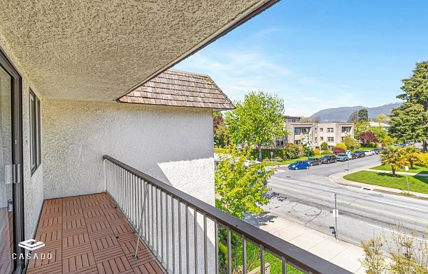 302 2040 CORNWALL AVENUE, Vancouver BC V6J 1E1 Kitsilano