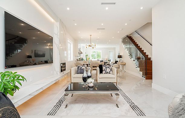 2356 West 16th Avenue Arbutus