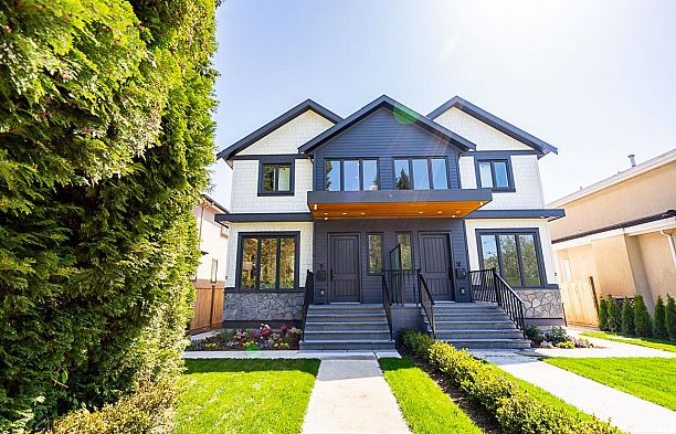 2356 West 16th Avenue Arbutus