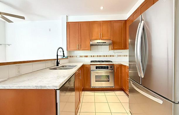2105 4625 VALLEY DRIVE, Vancouver BC V6J 5L7 Quilchena