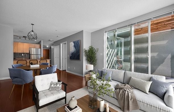 307 2288 MARSTRAND AVENUE, Vancouver BC V6K 4S9 Kitsilano