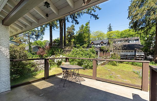 3675 W 37TH AVENUE, Vancouver BC V6N 2W1 Dunbar