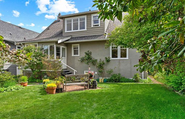 3755 DUNBAR STREET, Vancouver BC V6S 2C8 Dunbar