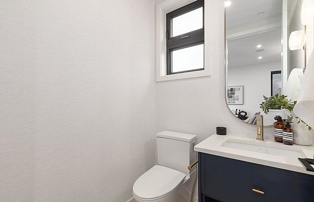 1 3858 W 13TH AVENUE, Vancouver BC V6R 2S8 Point Grey