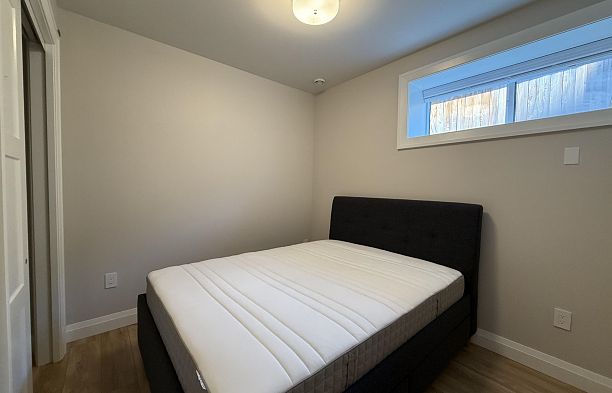 Basement Suite 2475 W 16TH AVENUE, Vancouver BC V6K 3B7 Kitsilano