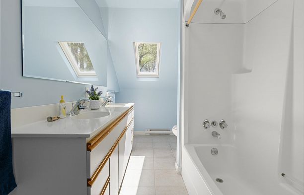 3675 W 37TH AVENUE, Vancouver BC V6N 2W1 Dunbar