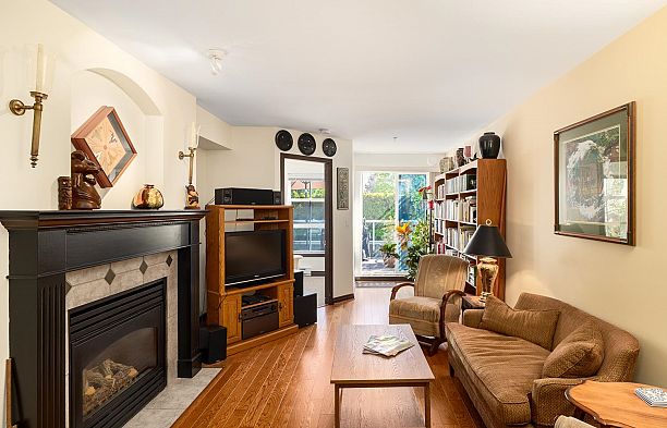 206 5723 COLLINGWOOD STREET, Vancouver BC V6N 4K6 Dunbar