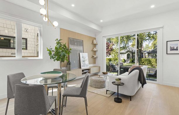 1 4422 W 6TH AVENUE, Vancouver BC V6R 1V3 Point Grey
