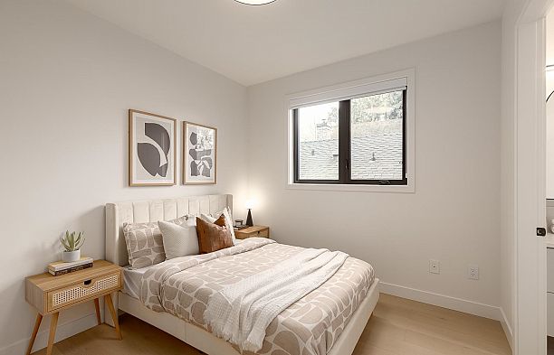 1 3858 W 13TH AVENUE, Vancouver BC V6R 2S8 Point Grey