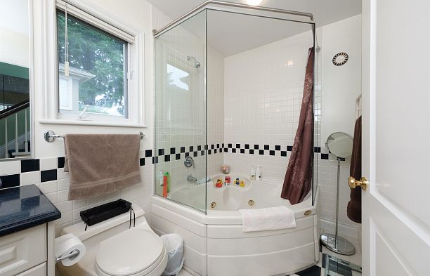 4650 W 2ND AVENUE, Vancouver BC V6R 1L1 Point Grey