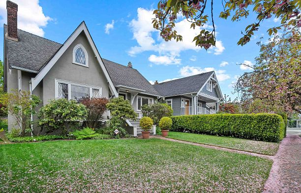 3755 DUNBAR STREET, Vancouver BC V6S 2C8 Dunbar