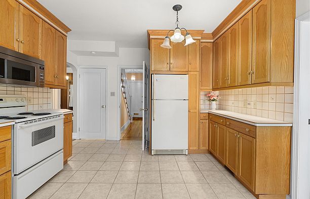 3675 W 37TH AVENUE, Vancouver BC V6N 2W1 Dunbar