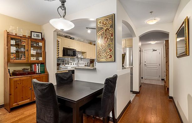 206 5723 COLLINGWOOD STREET, Vancouver BC V6N 4K6 Dunbar