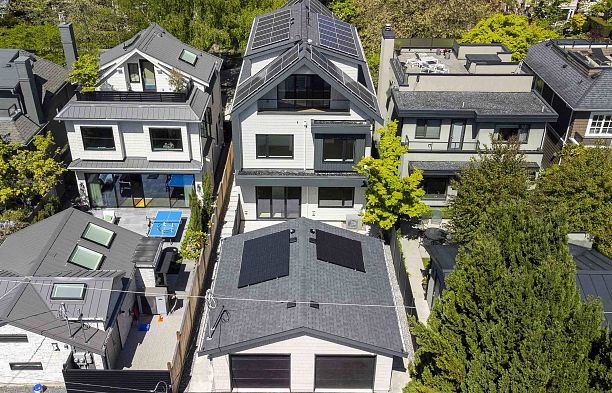 1 4422 W 6TH AVENUE, Vancouver BC V6R 1V3 Point Grey