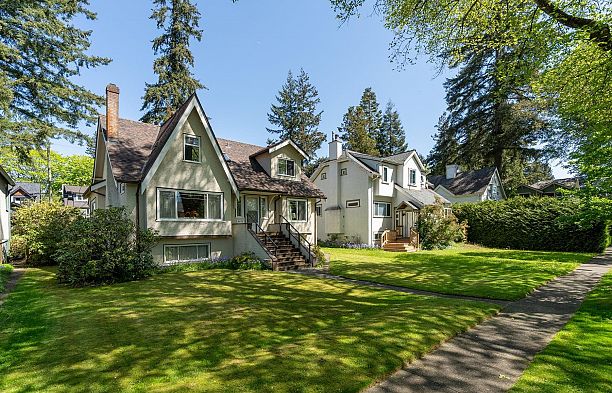 3675 W 37TH AVENUE, Vancouver BC V6N 2W1 Dunbar