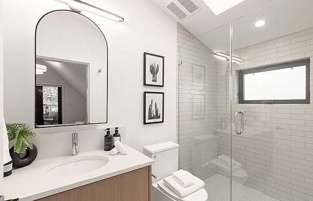 1 3858 W 13TH AVENUE, Vancouver BC V6R 2S8 Point Grey