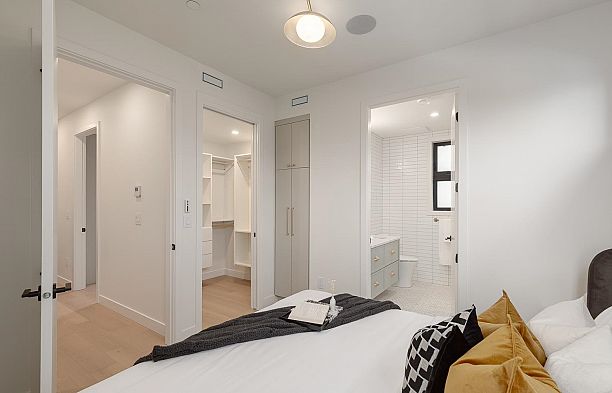 1 3858 W 13TH AVENUE, Vancouver BC V6R 2S8 Point Grey