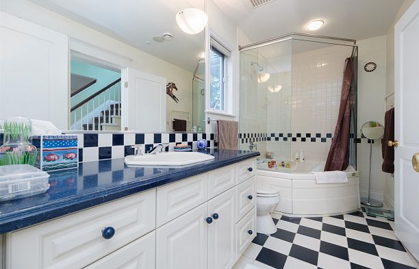 4650 W 2ND AVENUE, Vancouver BC V6R 1L1 Point Grey