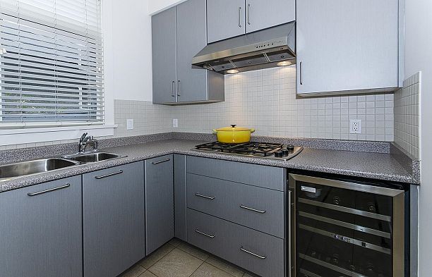 3322 W 40TH AVENUE, Vancouver BC V6N 3B6 Dunbar