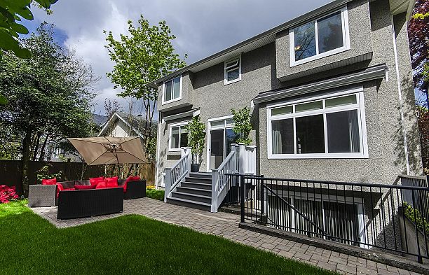 3322 W 40TH AVENUE, Vancouver BC V6N 3B6 Dunbar