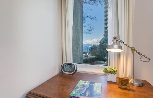 303 1575 BEACH AVENUE, Vancouver BC V6G 1Y5 West End VW