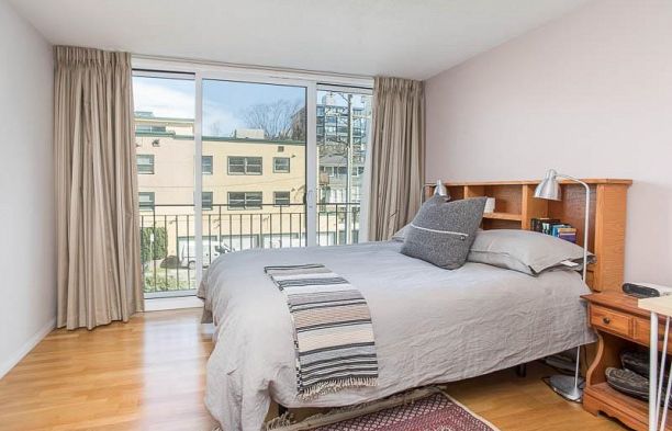 303 1575 BEACH AVENUE, Vancouver BC V6G 1Y5 West End VW