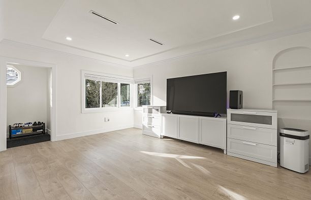 5292 DUNBAR STREET, Vancouver BC V6N 1V9 Dunbar