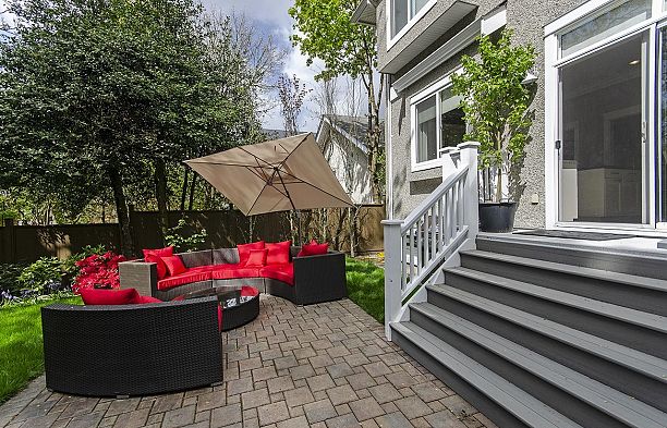 3322 W 40TH AVENUE, Vancouver BC V6N 3B6 Dunbar