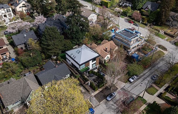 3337 W 40TH AVENUE, Vancouver BC V6N 3B5 Dunbar