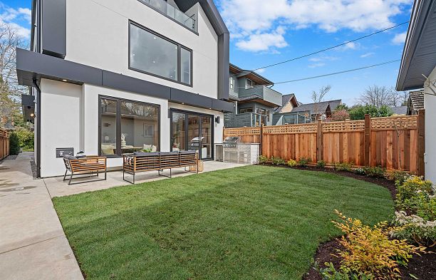 2 3880 W 23rd Avenue Dunbar