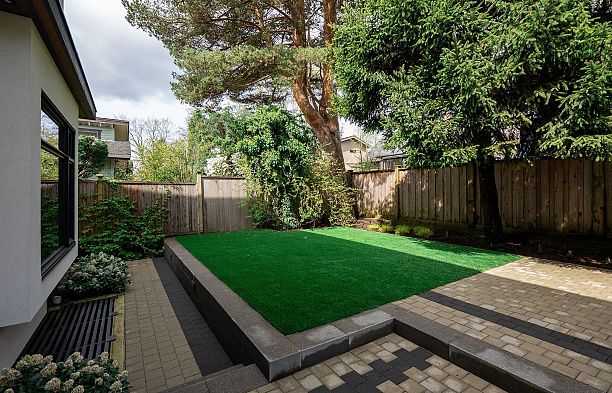 3337 W 40TH AVENUE, Vancouver BC V6N 3B5 Dunbar