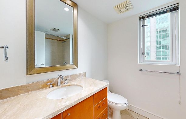 1004 1650 BAYSHORE DRIVE, Vancouver BC V6G 3K2 Coal Harbour