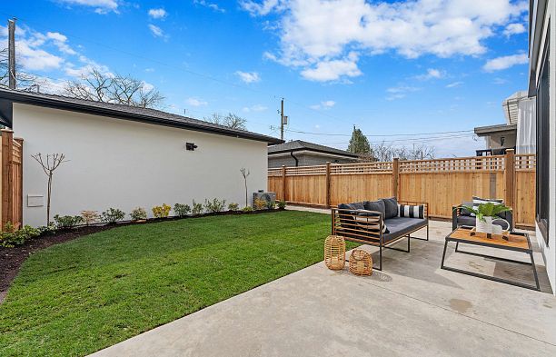 2 3880 W 23rd Avenue Dunbar
