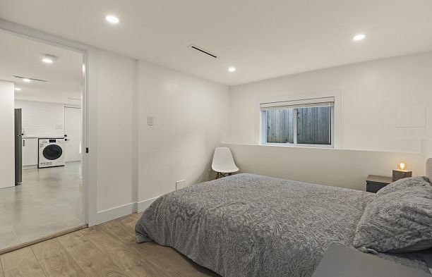 5292 DUNBAR STREET, Vancouver BC V6N 1V9 Dunbar